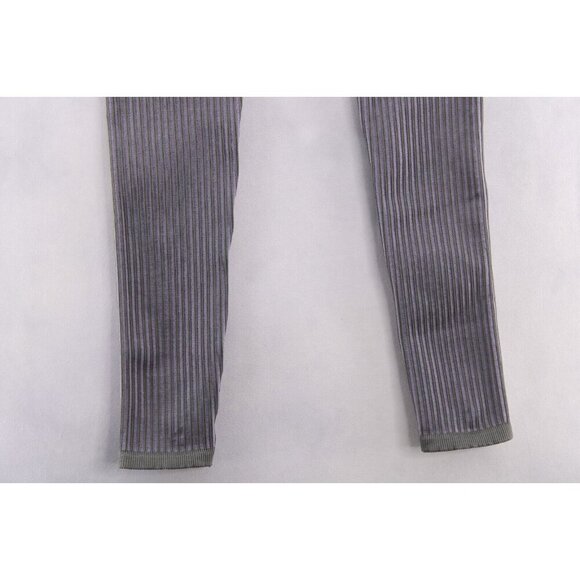 Fabletics High-Waisted Seamless Rib Leggings Iron Gray Lazy Iris Purple Sz S NEW - Picture 7 of 13